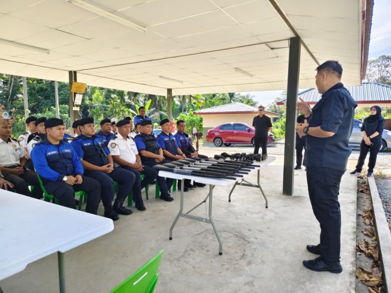 Latihan Menembak Cawangan Sandakan, L. Datu & Tawau